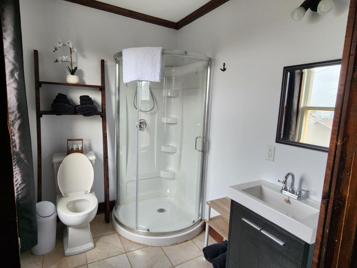 The Harbourside Inn Port Union Bagian luar foto